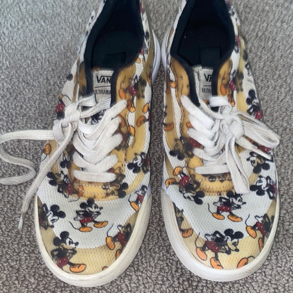 Exclusive mickey mouse vans tennis shoes
